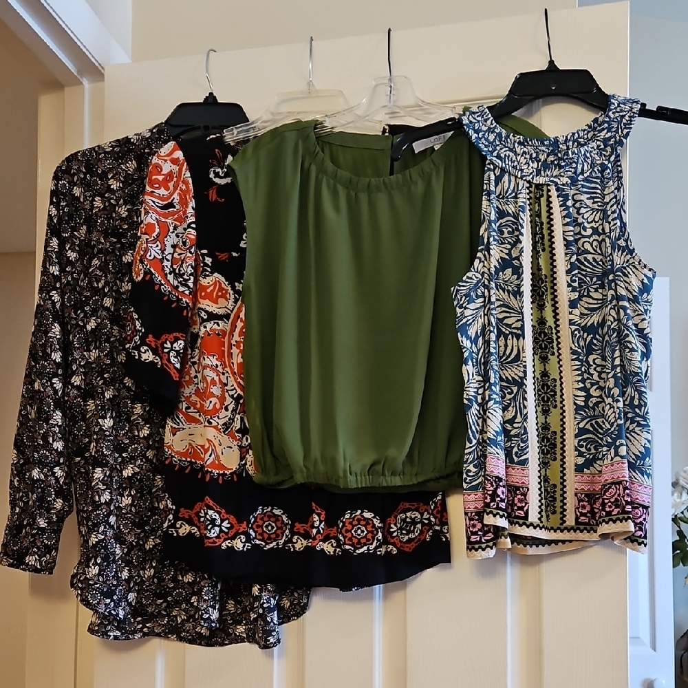 ✨️LOFT Bundle Of 4  Women's Tops